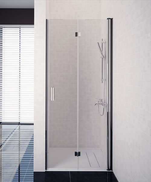 tuš vrata sredi kopalnice